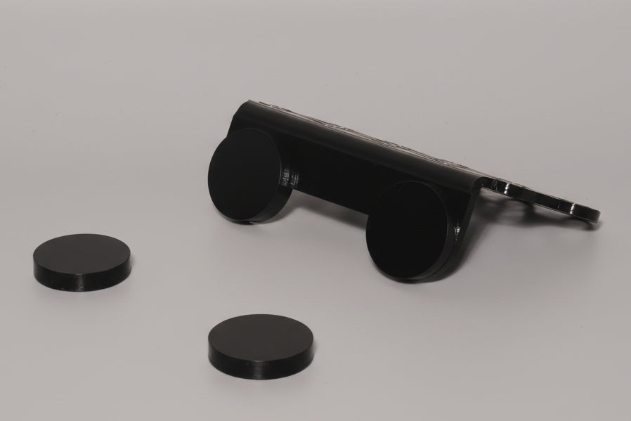 “16 hole magnetic coral frag rack mounted in reef aquarium, fits up to 20mm glass”