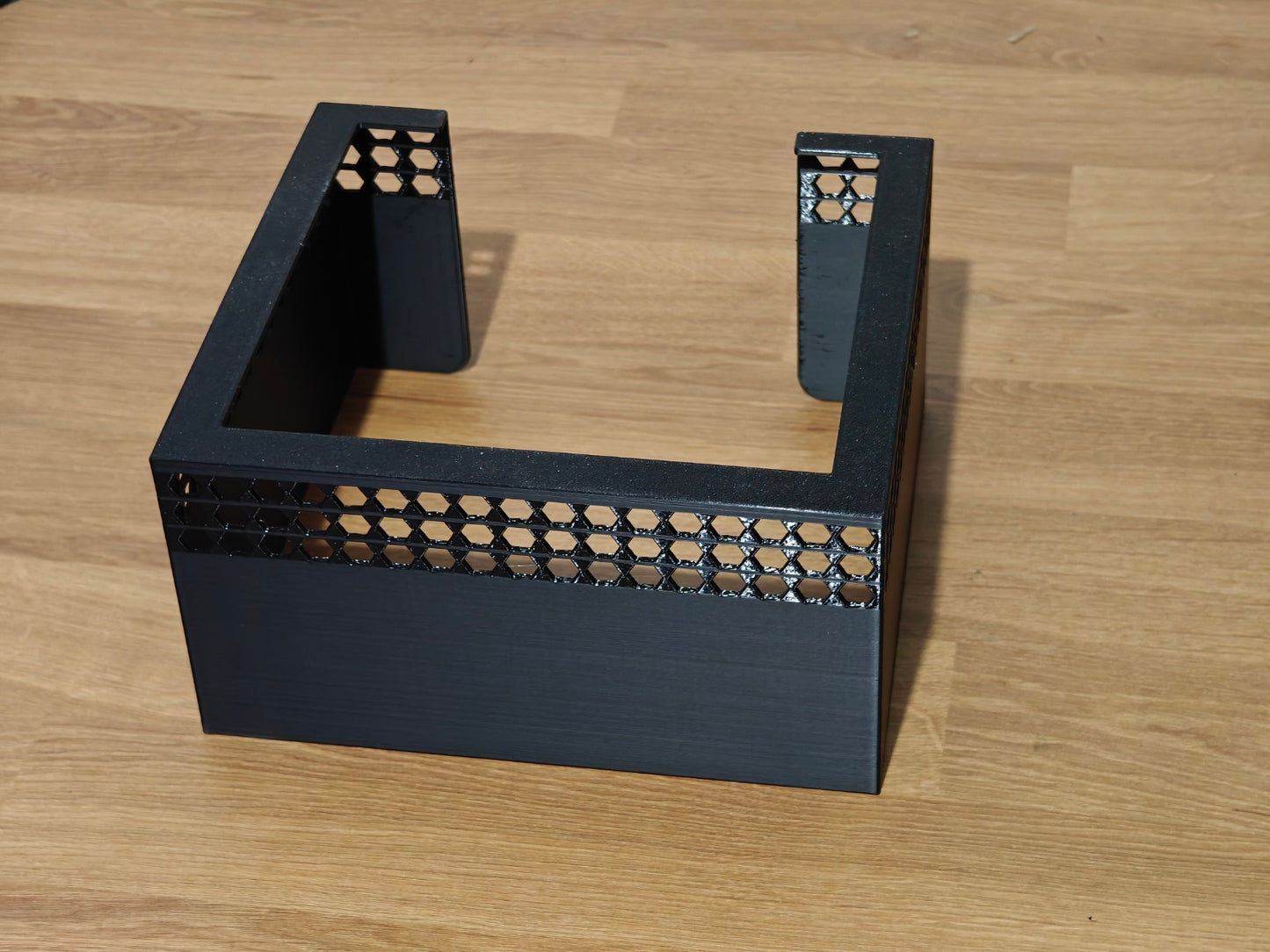 Diffuser shade for Red Sea ReefLED 160 aquarium light – custom accessory to improve light spread and coral health.